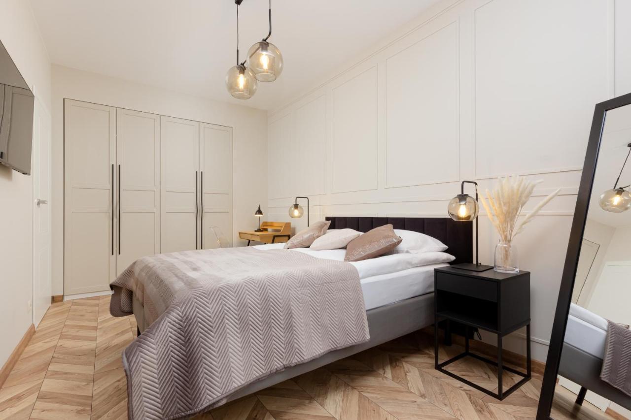 Awangarda Apartment Warsaw Ochota By Renters Prestige Zewnętrze zdjęcie